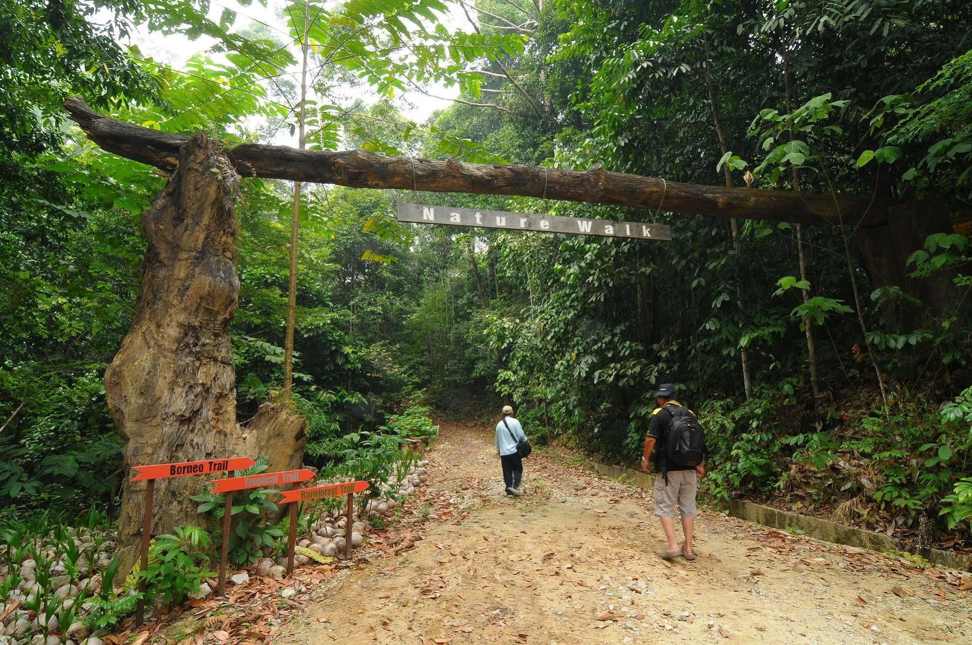 Borneo Tropical Rainforest Resort Miri Exterior foto